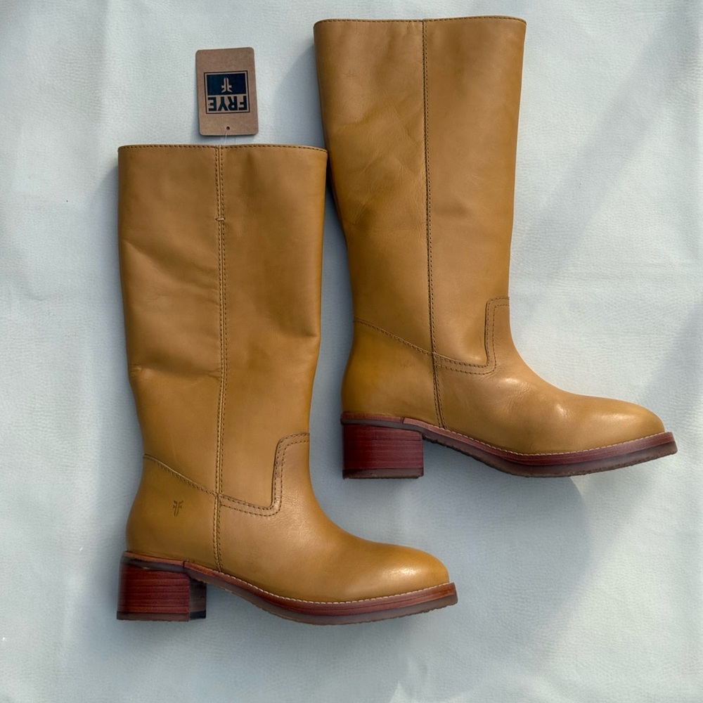 FRYE Camryn Banana Leather Tall Pull-on Boots